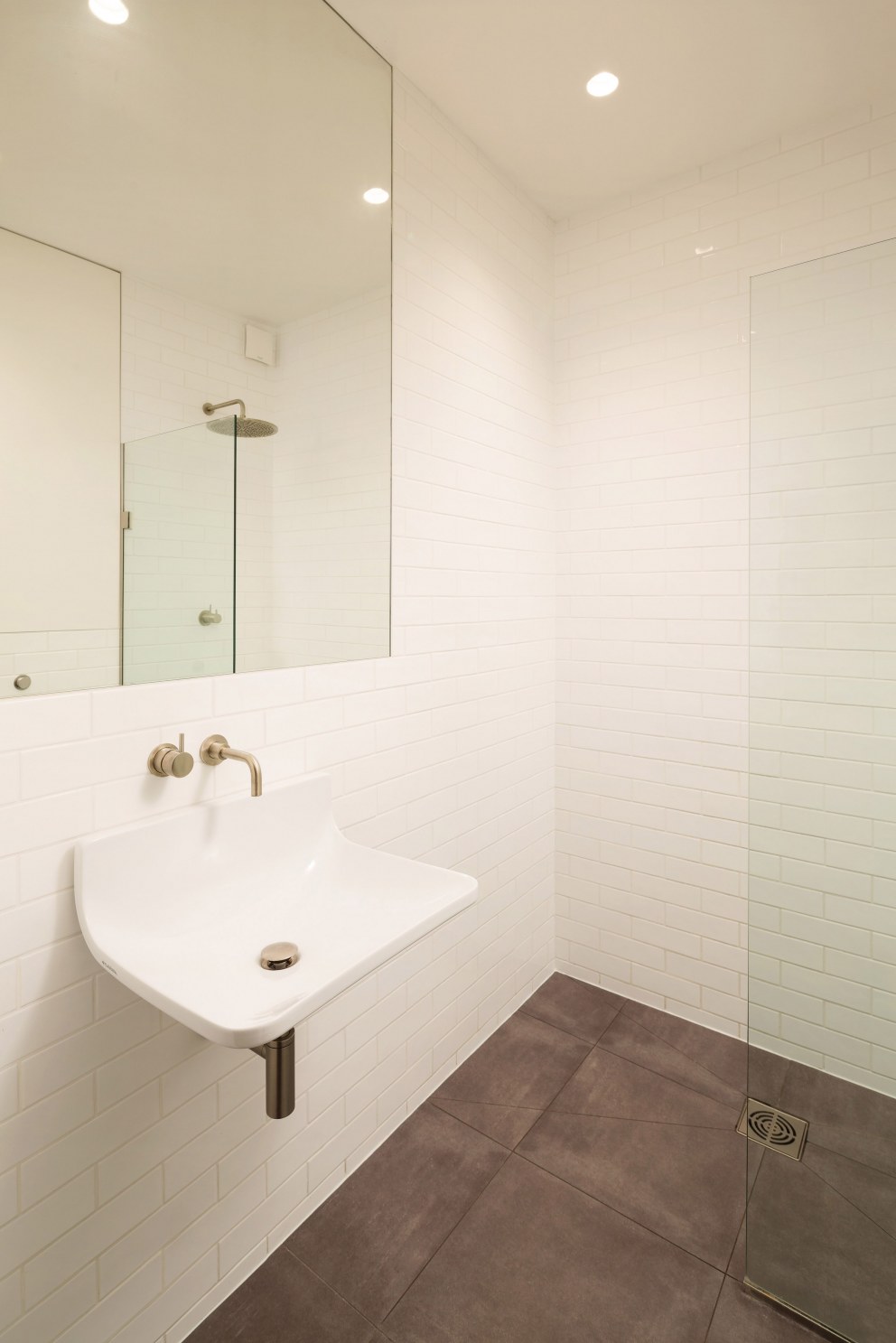 PRIVATE RESIDENCE  - HIGHBURY | Shower room | Interior Designers